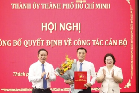 Phê chuẩn miễn nhiệm chức Phó Chủ tịch UBND TPHCM với ông Bùi Xuân Cường