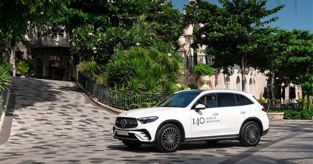 Mercedes-Benz tăng tốc hàng loạt chương trình kỷ niệm 140 năm