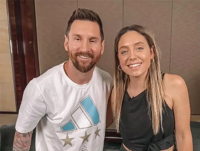 Messi nhiều lần trả lời phỏng vấn nữ phóng viên đồng hương Sofi Martinez. Ảnh: Instagram/ Sofi Martinez