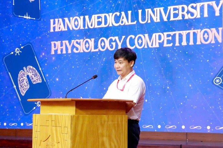PGS.TS.BS Lê Đình Tùng - Phó Hiệu trưởng Trường Đại học Y Hà Nội.