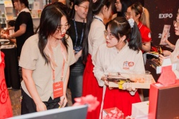 Hồng âm KGC Jung Kwan Jang Thu hút sự quan tâm tại K-Trend Vina Expo 2026