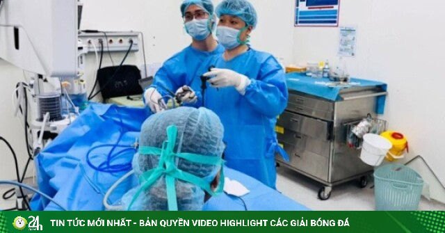 Uống nước lá cây để tan sỏi thận, nam thanh niên 'nuôi' khối sỏi san hô khổng lồ