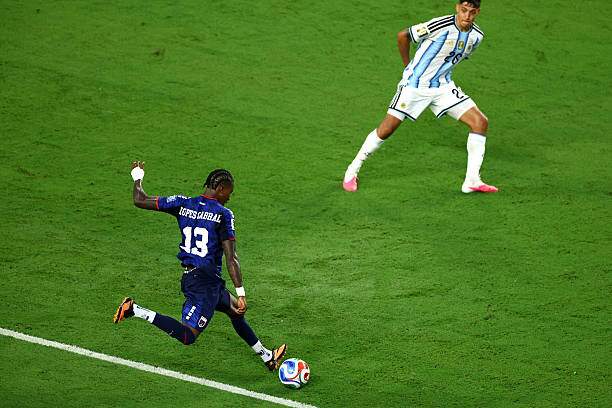 Trực tiếp bóng đá Argentina - Cape Verde: Hú hồn phút 119 (World Cup) (Hết giờ) - 14