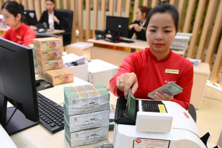 Ngân hàng phải cung cấp số dư tài khoản, giao dịch đáng ngờ cho cơ quan thuế