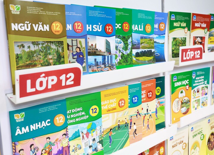 Từ năm học 2029-2030, học sinh trên cả nước sẽ được mượn sách giáo khoa miễn phí theo cơ chế mượn - trả. (Ảnh minh họa)