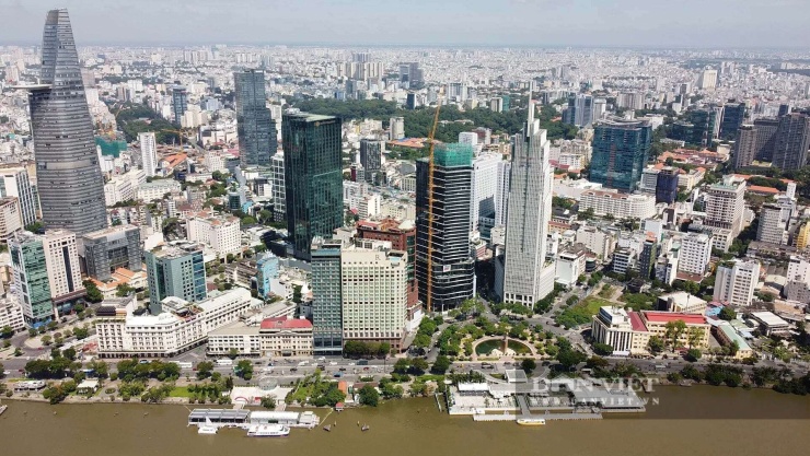 Thị trường căn hộ TP. Hồ Chí Minh ghi nhận giá sơ cấp trung bình khoảng 112 triệu đồng/m2, trong khi nhiều dự án cao cấp đã vượt mốc 120 triệu đồng/m2.