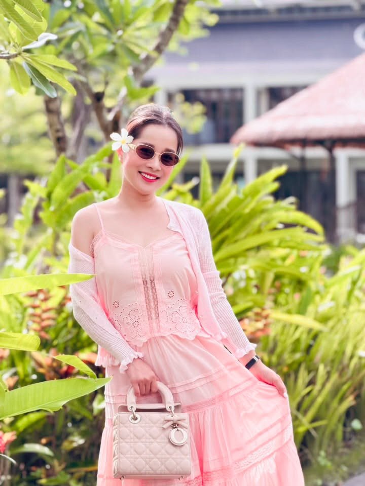 Đại uý công an, diễn viên Minh Hương: Tuổi 40 đi qua nhiều giông bão… - 6