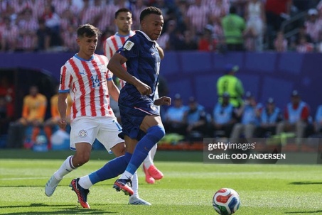 Trực tiếp bóng đá Paraguay - Pháp: Bỏ lỡ bàn thắng thứ 2 (World Cup) (Hết giờ)