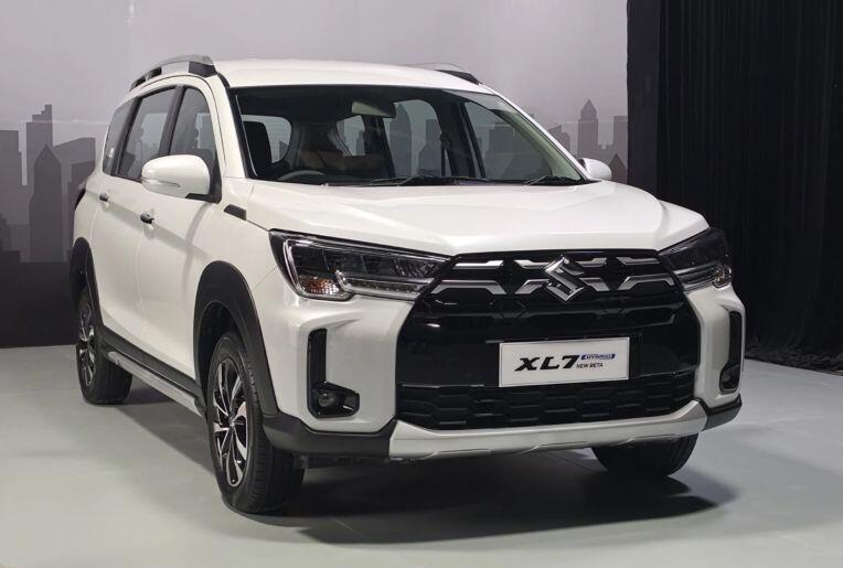 XL7 mới được phân phối với ba phiên bản gồm Zeta, Beta Hybrid và Alpha Hybrid.