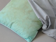 Những thứ trên giường khiến làn da có thể lão hóa trong giấc ngủ