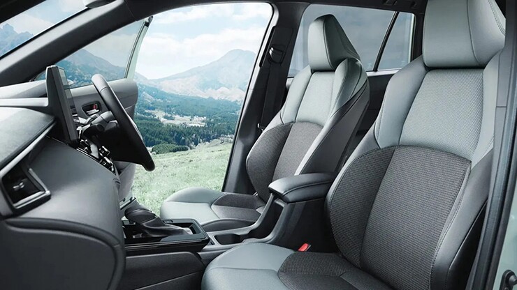 Toyota Corolla Cross ra bản mới đậm chất Land Cruiser, thêm camera nhìn xuyên gầm - 10