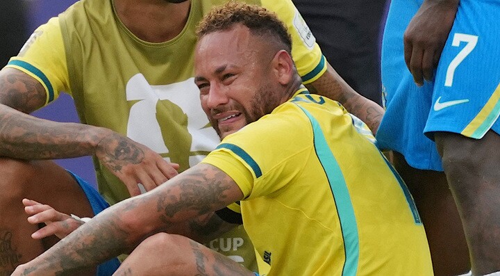 Neymar bật khóc nức nở sau trận đấu với Na Uy.