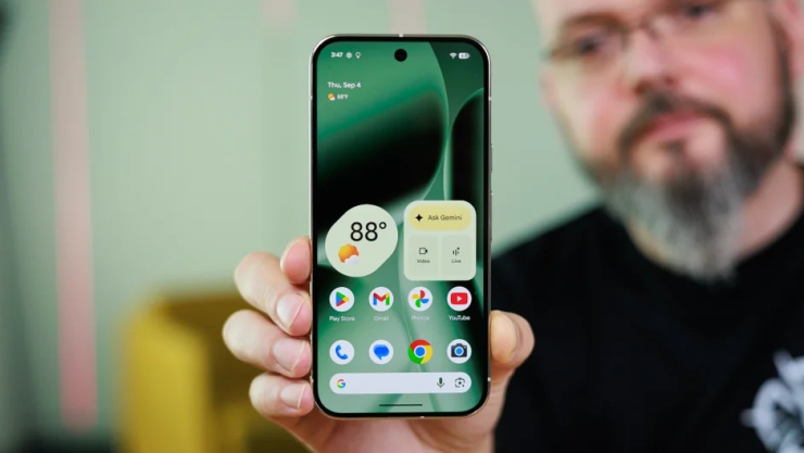 Google Pixel 10 Pro. Ảnh: PhoneArena