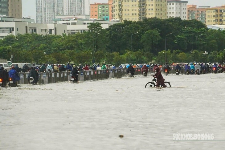 Miền Bắc mưa rải rác kéo dài những ngày tới. Ảnh: Tuấn Anh