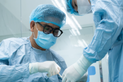 Implant không lật vạt: Xu hướng điều trị ít xâm lấn của nha khoa hiện đại