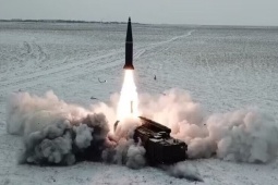 Lưới phòng không Ukraine để lọt hàng chục tên lửa đạn đạo Nga