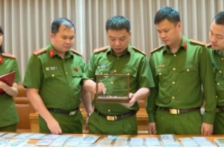 Có giấy kiểm định kim cương vẫn có thể là hàng lậu: Luật sư chỉ ra lỗ hổng