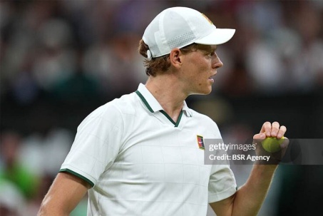 Nóng nhất thể thao sáng 7/7: Sinner không ngại thời tiết như thiêu, như đốt ở Wimbledon