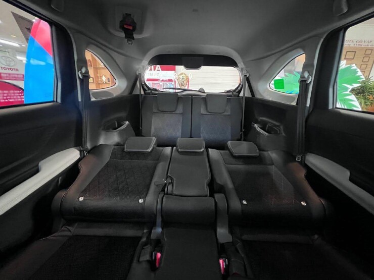 Ưu nhược điểm của Honda BR-V khi đối sánh Toyota Veloz Cross - 7