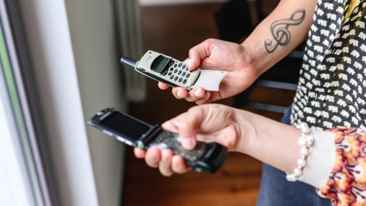 Các mẫu điện thoại màn hình gập cũng đang được ưu tiên