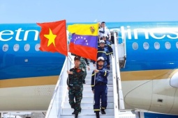 Phút 'cân não' chưa từng có trên chuyến bay từ Việt Nam tới Venezuela sau thảm họa động đất