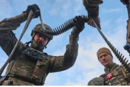 Tổng thống Ukraine: Phòng không vẫn là "gót chân Achilles" của Kiev