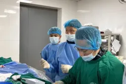 Đau đầu, chóng mặt kéo dài: Dấu hiệu của ‘quả bom nổ chậm’ trong não