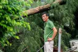 Tan hoang khu du lịch Trà Cổ sau bão