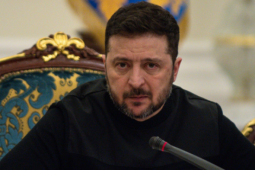 Ông Zelensky cảnh báo rúng động Điện Kremlin, dọa tung đòn 1.000 UAV oanh tạc Moscow