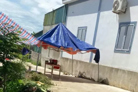 Vụ phát hiện hộp sọ người lúc cắt cỏ: Tìm thấy thêm nhiều mẫu xương, áo quần