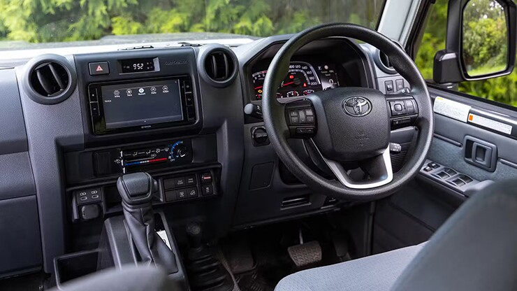 Toyota gỡ lệnh "đóng sổ" Land Cruiser 70 Series, thêm AdBlue để đạt chuẩn khí thải - 3