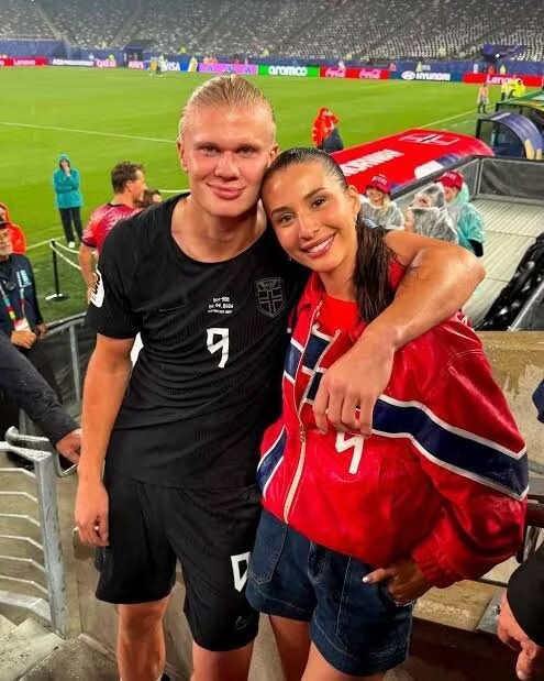 Người phụ nữ đứng sau 'quái thú Haaland' đang làm mưa làm gió ở World Cup - 3