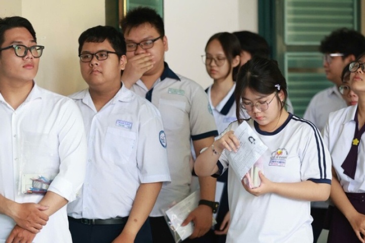 Gần 90 đại học công bố điểm sàn, từ 15 đến 25