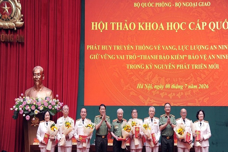 “Thanh bảo kiếm” bảo vệ an ninh quốc gia trong kỷ nguyên phát triển mới