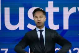 NATO khởi động loạt dự án chiến lược, lo Nga và Trung Quốc ngày càng xích gần nhau
