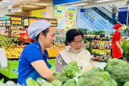 Giá xăng về ngang mức trước khi xảy ra xung đột Trung Đông, sao hàng hóa chưa giảm?