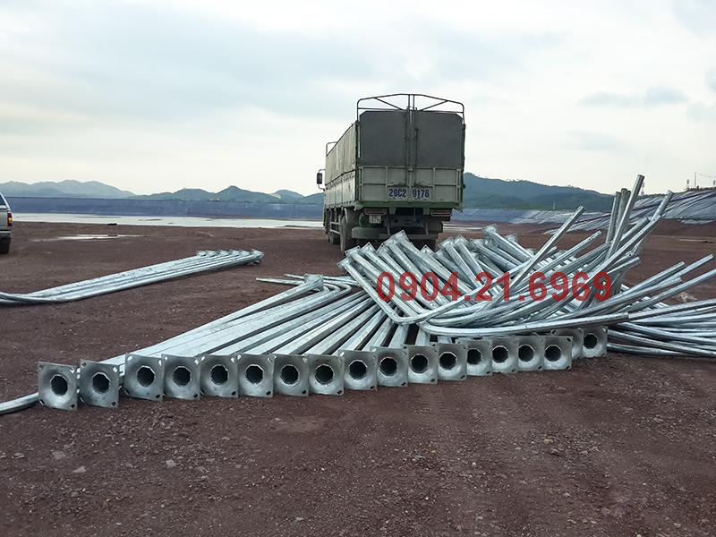 Cột đèn cao áp Phan Nguyễn cung cấp