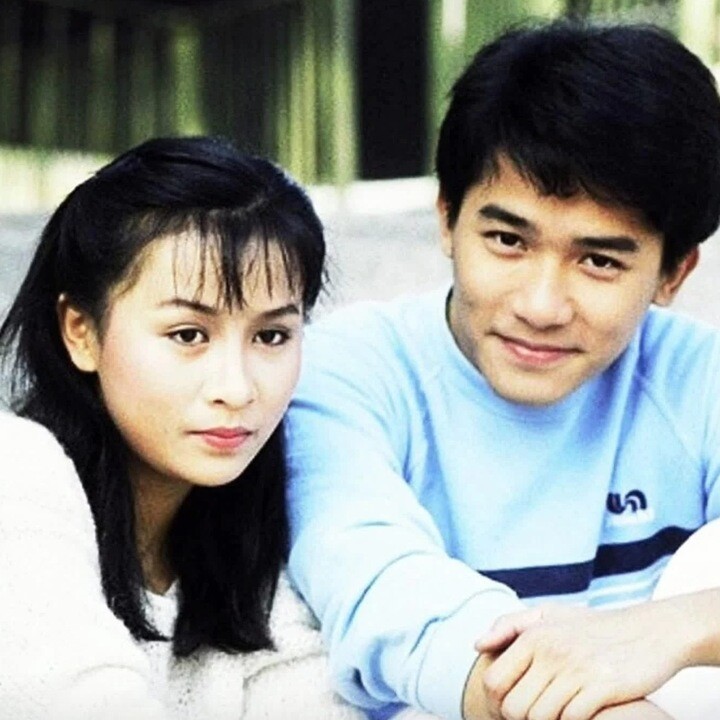 Lưu Gia Linh và Lương Triều Vỹ đều là những nghệ sĩ nổi tiếng của điện ảnh Hong Kong.