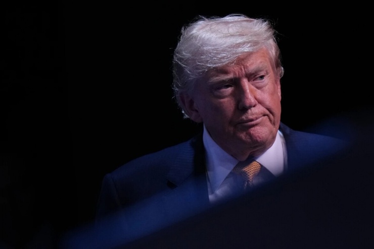 Đòn gây sức ép của ông Trump với Iran có là “con dao hai lưỡi”? - 1