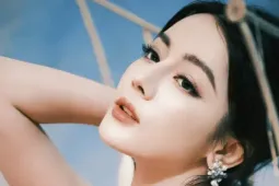 Châu Tinh Trì giúp Địch Lệ Nhiệt Ba đổi đời