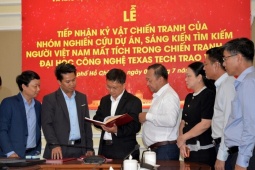 TP.HCM tiếp nhận hồ sơ giải mã mật danh đơn vị 962 và kỷ vật liệt sĩ