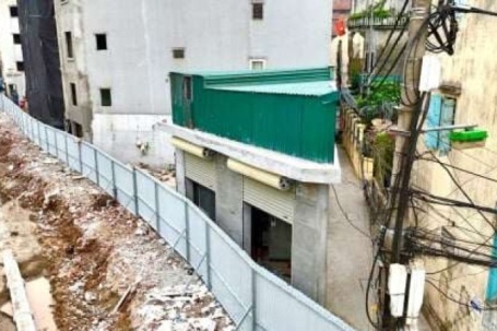 Muôn hình vạn trạng nhà “siêu mỏng, siêu méo” dọc đường vành đai 2,5 đi qua 3 phường của Hà Nội
