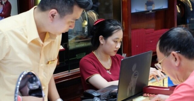 Giá bạc hôm nay 9/7: Bạc Phú Quý, Doji, Ancarat, Sacombank-SBJ bốc hơi gần 2 triệu đồng/kg so với giá bán sáng qua
