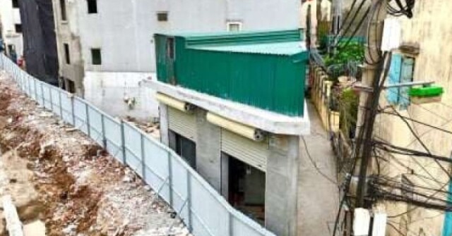 Muôn hình vạn trạng nhà “siêu mỏng, siêu méo” dọc đường vành đai 2,5 đi qua 3 phường của Hà Nội