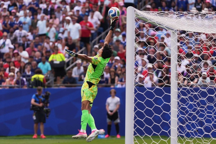 Báo chí thế giới nói gì sau chiến thắng của tuyển Pháp? “Les Bleus quá bản lĩnh, Morocco vẫn ngẩng cao đầu” - 3