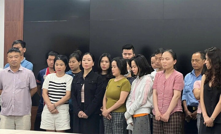 Những người bị bắt trong vụ án.