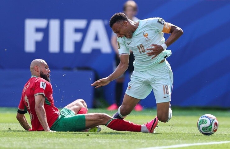 Trực tiếp bóng đá Pháp - Morocco: Bono cứu thua (World Cup) (Hết giờ) - 2