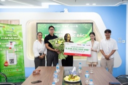 Lần đầu mua vé số trên Vietlott SMS, người phụ nữ tại Hưng Yên trúng giải độc đắc xổ số quay nhanh lotto 5/35 hơn 6,6 tỷ đồng