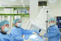 Giám đốc BV Bạch Mai: Chỉ cử cán bộ kinh nghiệm và chuyên môn sâu làm việc ở cơ sở Ninh Bình
