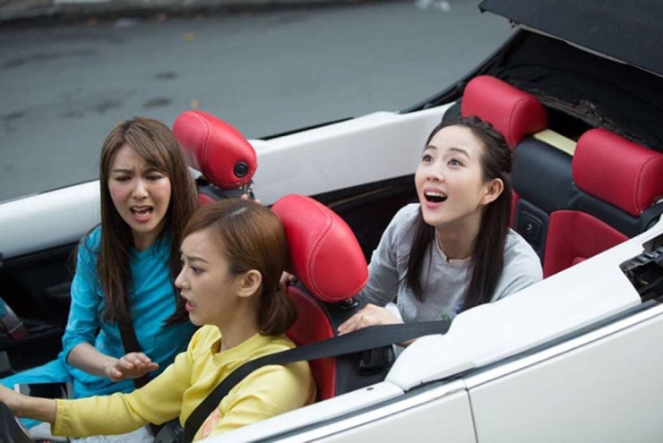 3 mỹ nhân Hoa ngữ trong phim&nbsp;Girls 2: Những cô gái và găng tơ. Ảnh: NSX